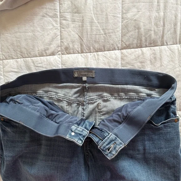 Comfortable! Wit & Wisdom high-rise jeans shorts. Size 20W. Very good condition. - Picture 5 of 11